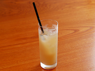 桃果汁100% 山梨桃ジュース